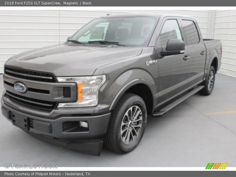 Front 3/4 View of 2018 F150 XLT SuperCrew