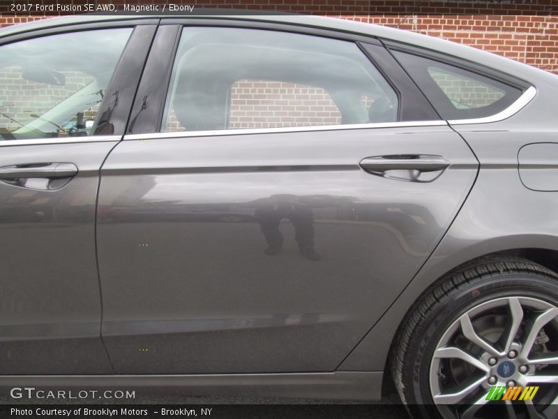 Magnetic / Ebony 2017 Ford Fusion SE AWD