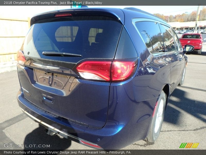 Jazz Blue Pearl / Black/Alloy 2018 Chrysler Pacifica Touring Plus