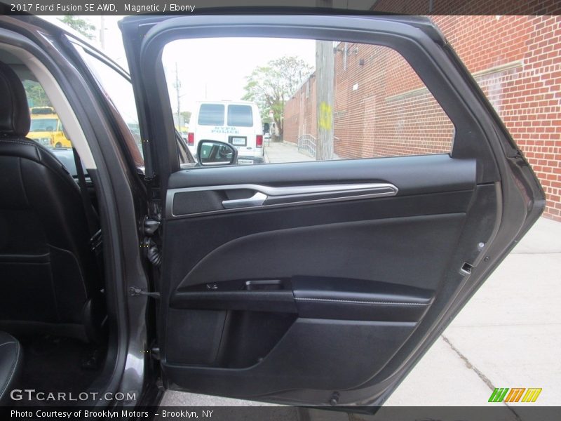 Magnetic / Ebony 2017 Ford Fusion SE AWD