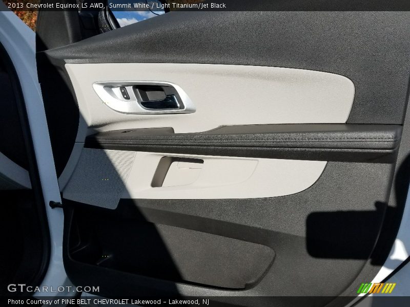 Summit White / Light Titanium/Jet Black 2013 Chevrolet Equinox LS AWD