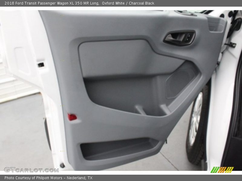 Door Panel of 2018 Transit Passenger Wagon XL 350 MR Long