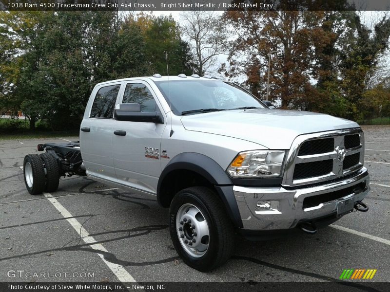  2018 4500 Tradesman Crew Cab 4x4 Chassis Bright Silver Metallic