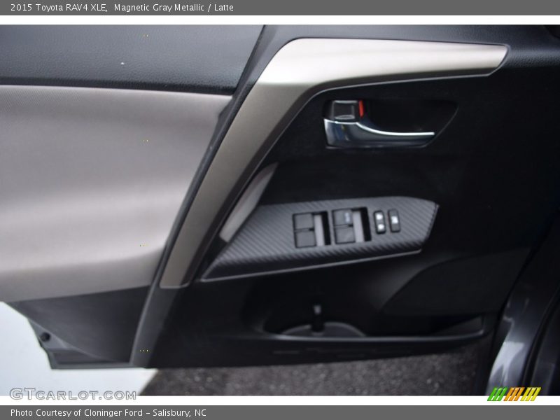 Magnetic Gray Metallic / Latte 2015 Toyota RAV4 XLE