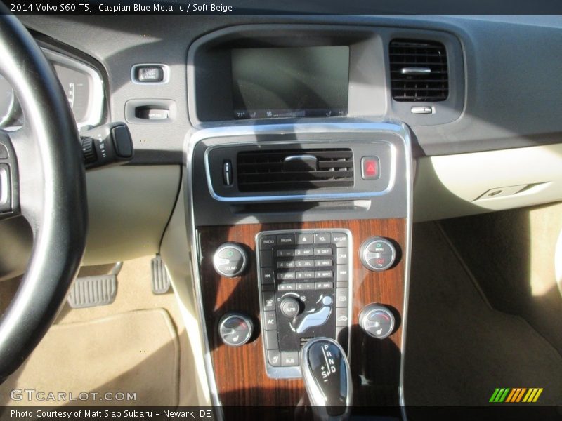 Caspian Blue Metallic / Soft Beige 2014 Volvo S60 T5