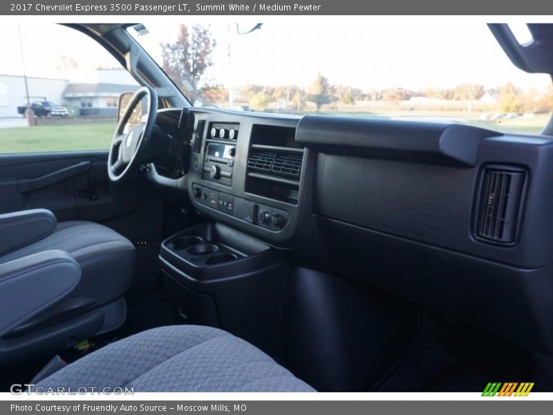 Summit White / Medium Pewter 2017 Chevrolet Express 3500 Passenger LT