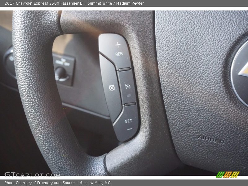 Summit White / Medium Pewter 2017 Chevrolet Express 3500 Passenger LT