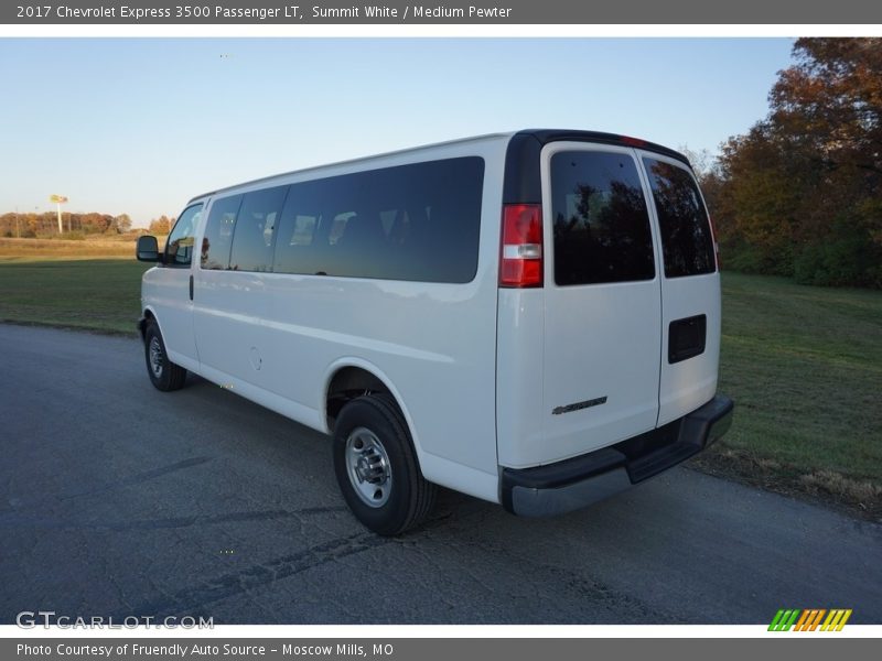 Summit White / Medium Pewter 2017 Chevrolet Express 3500 Passenger LT