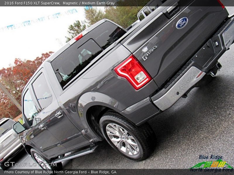 Magnetic / Medium Earth Gray 2016 Ford F150 XLT SuperCrew