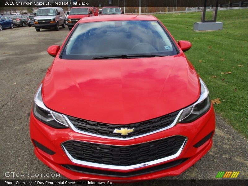 Red Hot / Jet Black 2018 Chevrolet Cruze LT