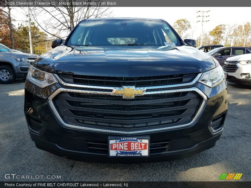 Mosaic Black Metallic / Jet Black 2018 Chevrolet Traverse LS