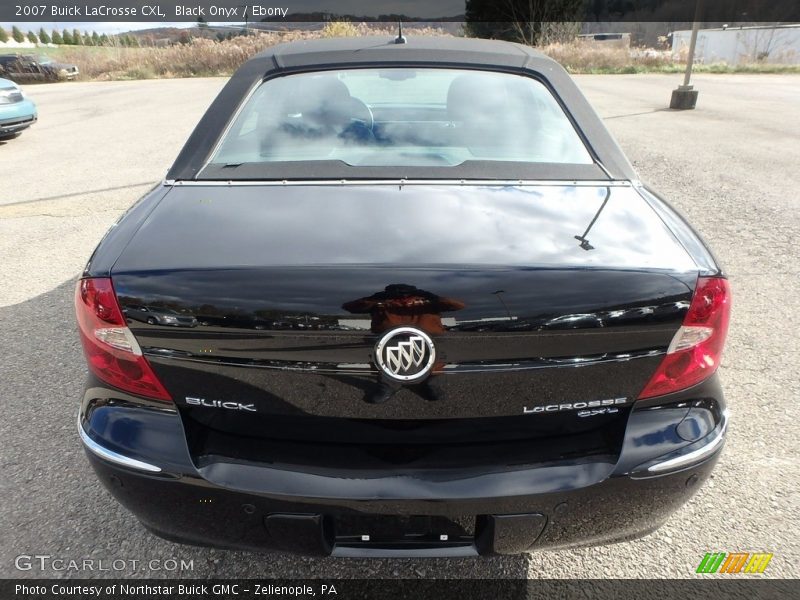 Black Onyx / Ebony 2007 Buick LaCrosse CXL