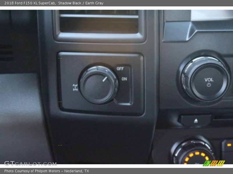 Shadow Black / Earth Gray 2018 Ford F150 XL SuperCab