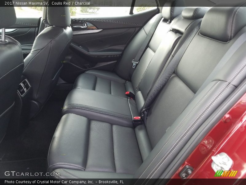 Coulis Red / Charcoal 2017 Nissan Maxima SV