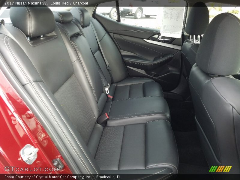 Coulis Red / Charcoal 2017 Nissan Maxima SV