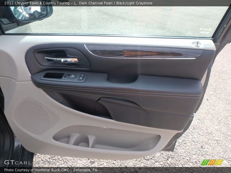 Dark Charcoal Pearl / Black/Light Graystone 2012 Chrysler Town & Country Touring - L
