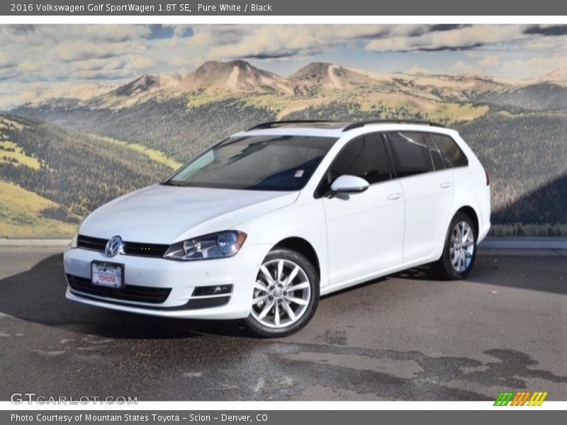 Pure White / Black 2016 Volkswagen Golf SportWagen 1.8T SE