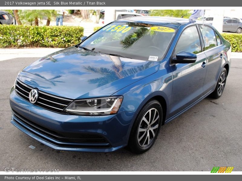 Silk Blue Metallic / Titan Black 2017 Volkswagen Jetta SE