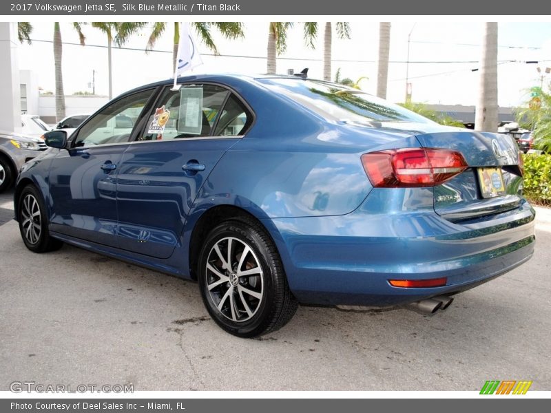 Silk Blue Metallic / Titan Black 2017 Volkswagen Jetta SE