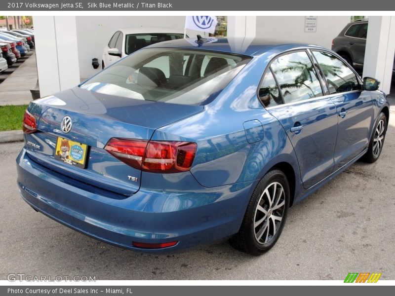 Silk Blue Metallic / Titan Black 2017 Volkswagen Jetta SE