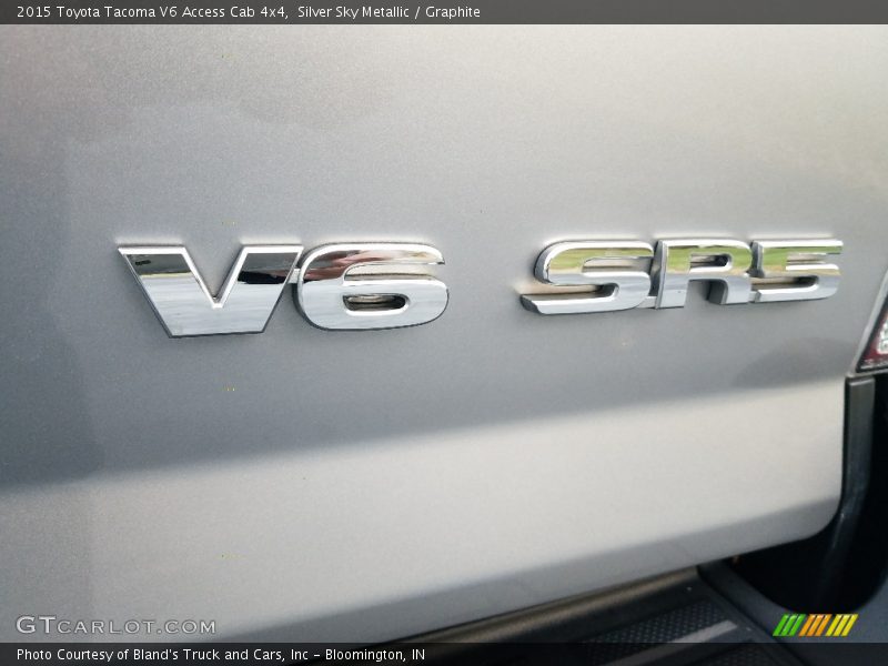 Silver Sky Metallic / Graphite 2015 Toyota Tacoma V6 Access Cab 4x4