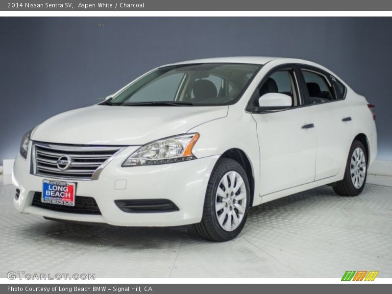 Aspen White / Charcoal 2014 Nissan Sentra SV