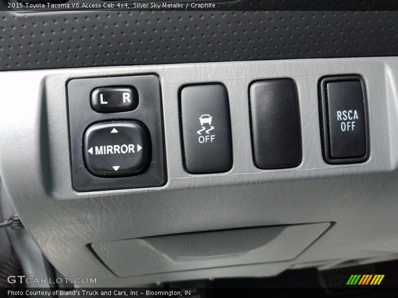 Silver Sky Metallic / Graphite 2015 Toyota Tacoma V6 Access Cab 4x4
