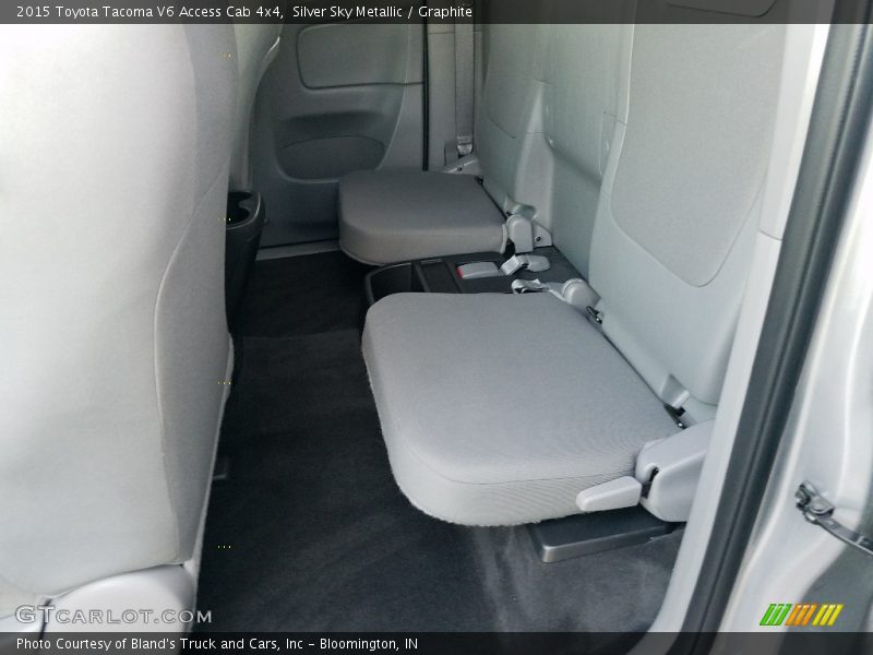 Silver Sky Metallic / Graphite 2015 Toyota Tacoma V6 Access Cab 4x4