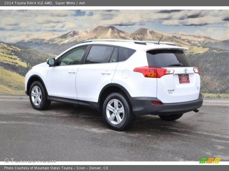 Super White / Ash 2014 Toyota RAV4 XLE AWD