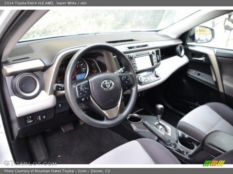 Super White / Ash 2014 Toyota RAV4 XLE AWD