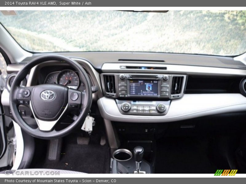 Super White / Ash 2014 Toyota RAV4 XLE AWD