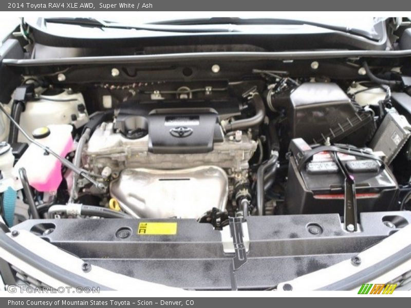 Super White / Ash 2014 Toyota RAV4 XLE AWD