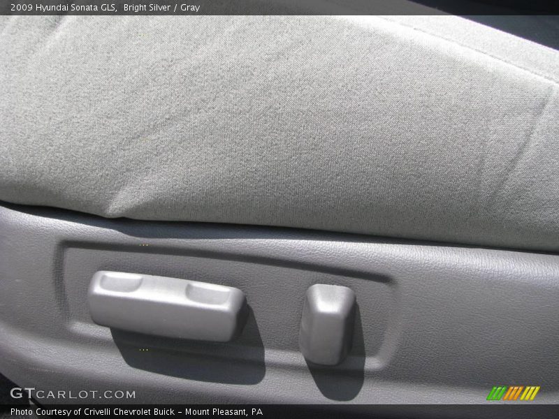 Bright Silver / Gray 2009 Hyundai Sonata GLS