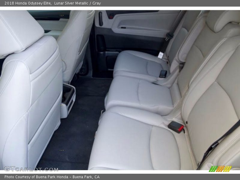 Lunar Silver Metallic / Gray 2018 Honda Odyssey Elite