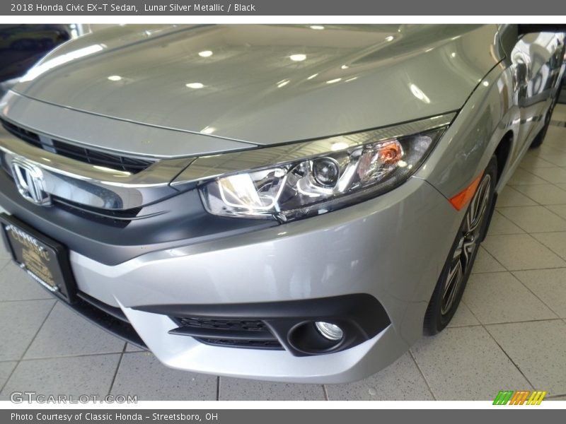 Lunar Silver Metallic / Black 2018 Honda Civic EX-T Sedan