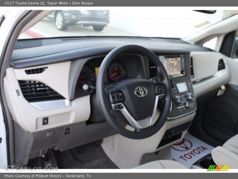 Super White / Dark Bisque 2017 Toyota Sienna LE