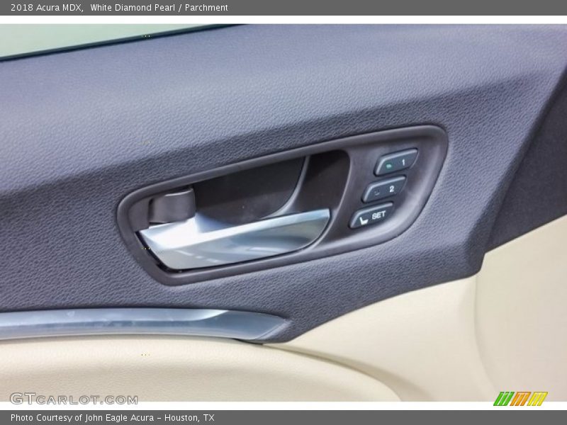 White Diamond Pearl / Parchment 2018 Acura MDX