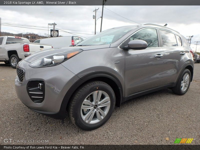 Front 3/4 View of 2018 Sportage LX AWD