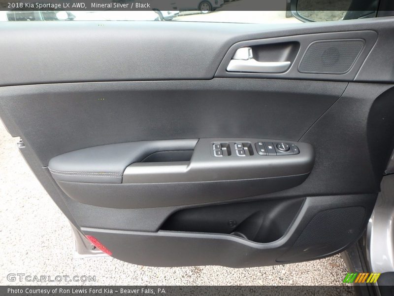 Mineral Silver / Black 2018 Kia Sportage LX AWD