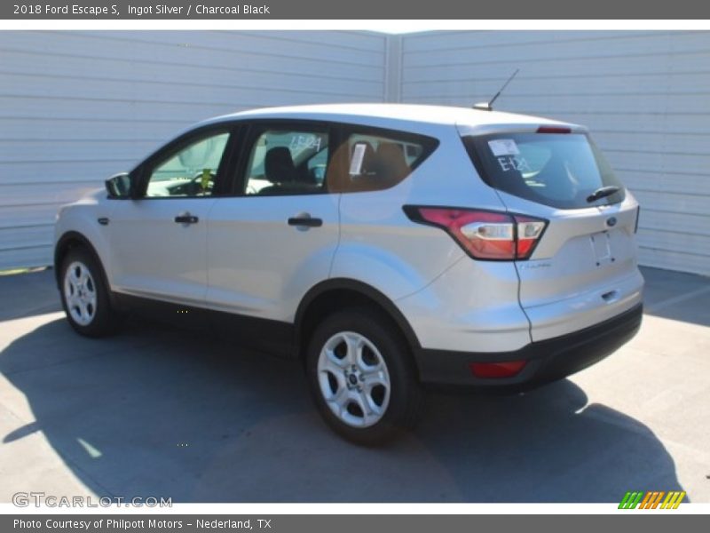Ingot Silver / Charcoal Black 2018 Ford Escape S