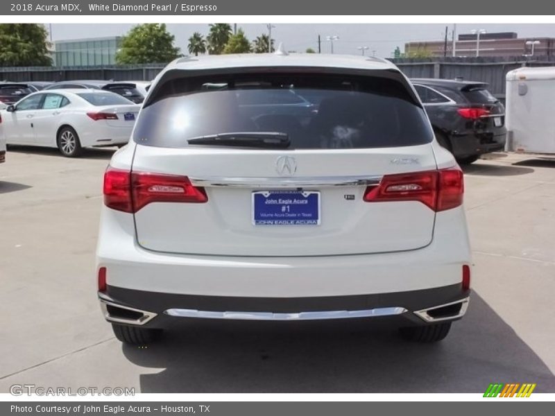 White Diamond Pearl / Espresso 2018 Acura MDX