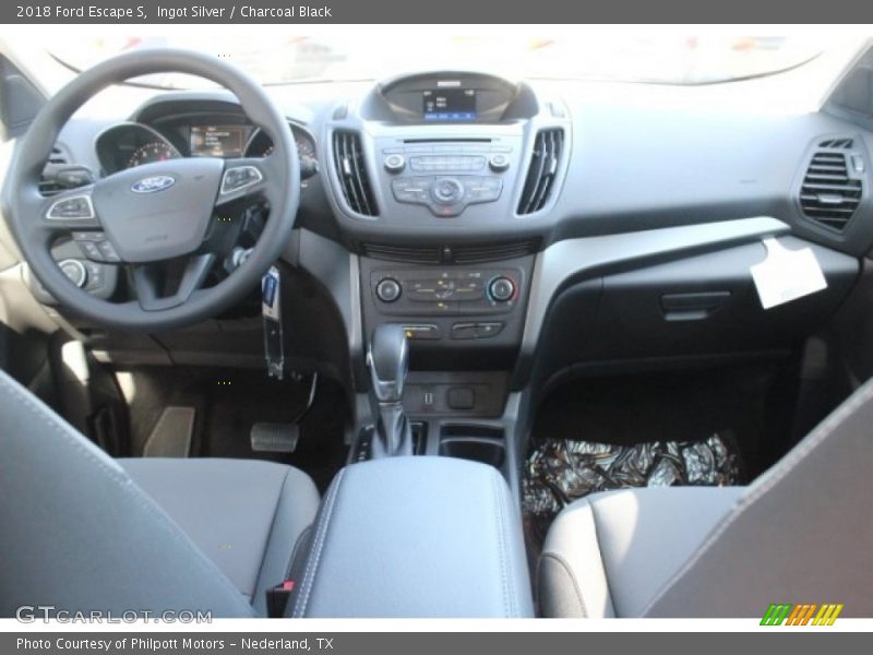 Ingot Silver / Charcoal Black 2018 Ford Escape S
