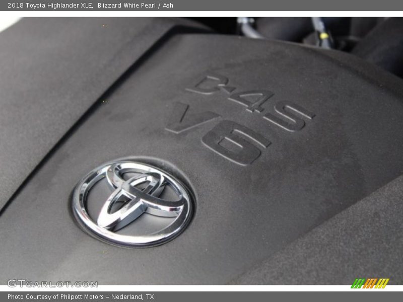 Blizzard White Pearl / Ash 2018 Toyota Highlander XLE