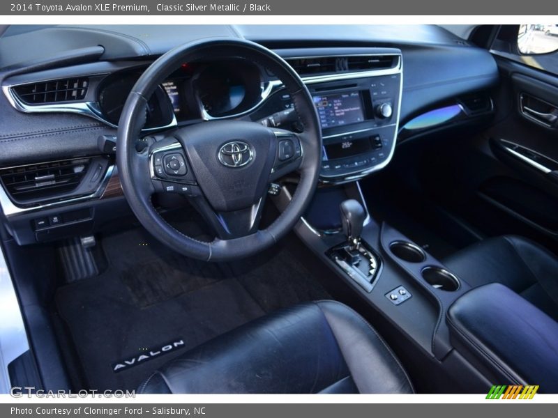 Classic Silver Metallic / Black 2014 Toyota Avalon XLE Premium