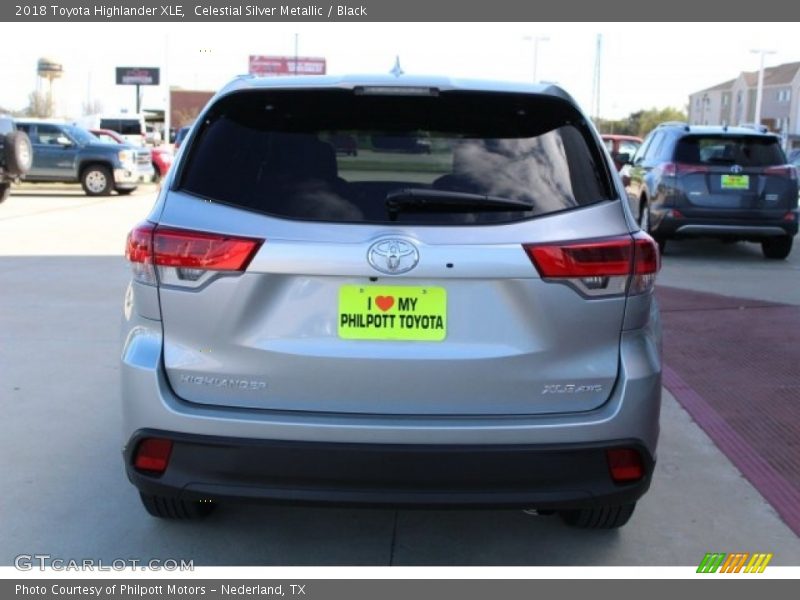 Celestial Silver Metallic / Black 2018 Toyota Highlander XLE