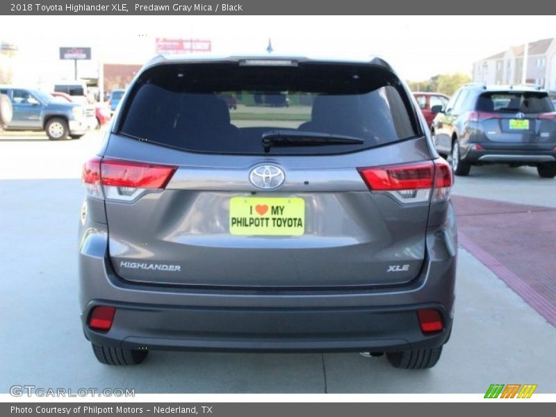 Predawn Gray Mica / Black 2018 Toyota Highlander XLE