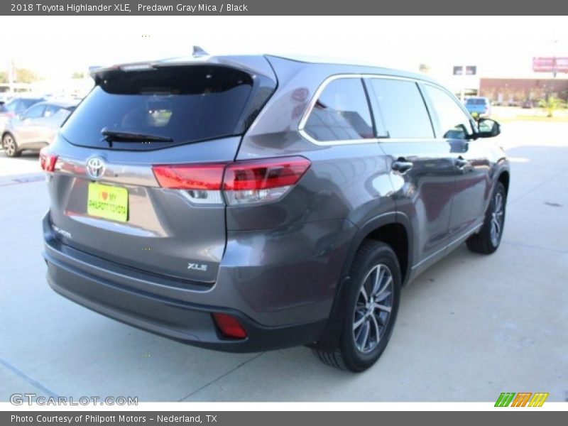 Predawn Gray Mica / Black 2018 Toyota Highlander XLE