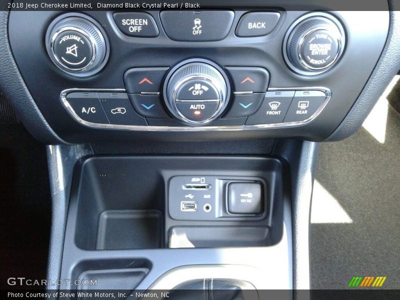 Diamond Black Crystal Pearl / Black 2018 Jeep Cherokee Limited