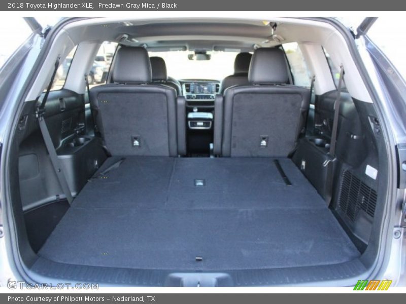 Predawn Gray Mica / Black 2018 Toyota Highlander XLE