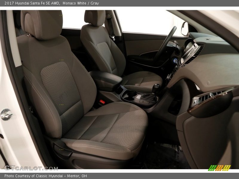 Monaco White / Gray 2017 Hyundai Santa Fe SE AWD